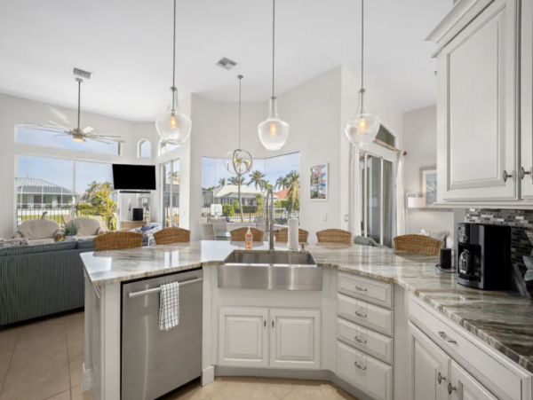 Marco Island Beautiful 3 Bedroom Home with Pool & Canal View